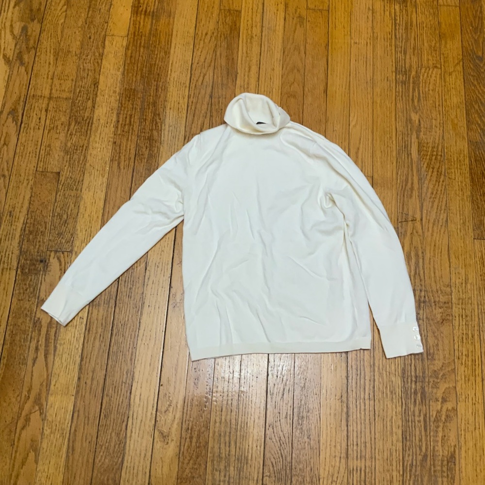 Woman sweater,
